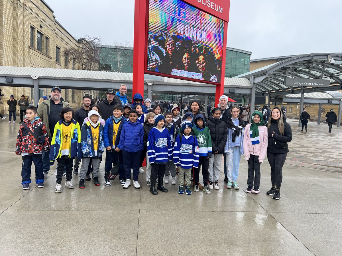 Neighbourhood Officer Amanda tweet media