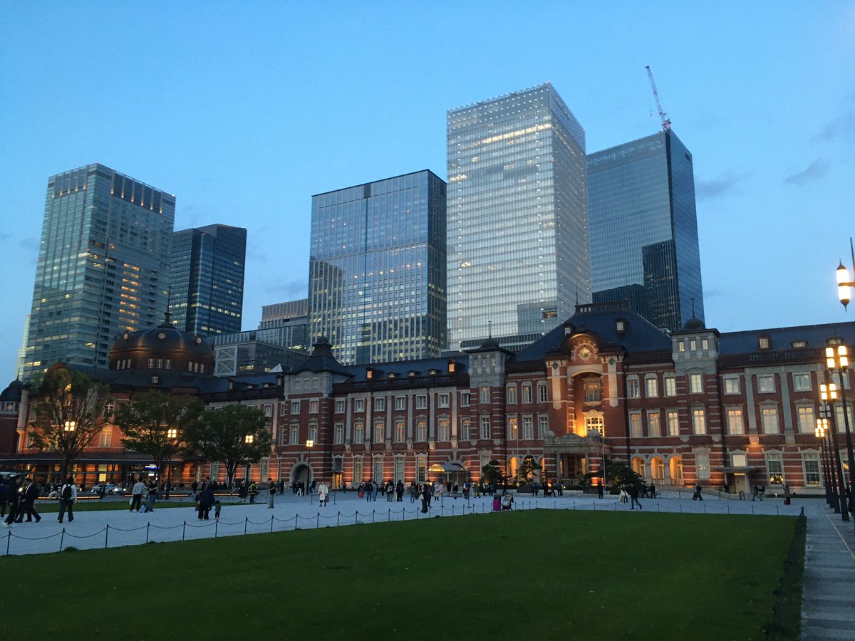 nakamurauzukido's tweet image. 『会見、緊張してぜんぜん喋れなかった』て言ったら『え、いつも通りだったよ』とカミさんが言ったから、4月9日は口下手記念日。

元野球少年としては、東京ドームで試合できるのは本当に嬉しいのです。

俺は東京生まれ、野球とU.W.F.育ち。

同世代、若者に負けず、明日から頑張ってイキマショー！