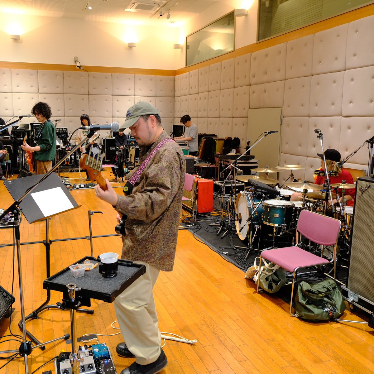 斉藤和義 初の試みとなる異なる2種類のセットリストを演奏する“ダブル