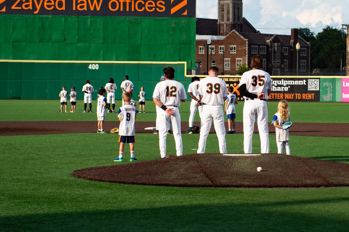 Joliet Slammers (@jolietslammers) on Twitter photo ⚾BASEBALL BUDDIES⚾
Join a Slammers player on the field! For an additional $10 per kid, your team will get a baseball signed by a player!
If you are looking to book this experience for your team, please contact 815-722-2287 or email info@jolietslammers.com. ⚾BASEBALL BUDDIES⚾
Join a Slammers player on the field! For an additional $10 per kid, your team will get a baseball signed by a player!
If you are looking to book this experience for your team, please contact 815-722-2287 or email info@jolietslammers.com.