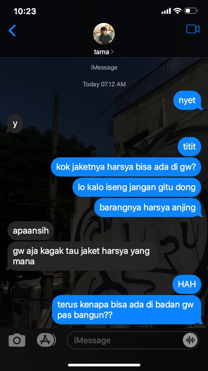 keentalay's tweet photo. 11. konfirmasi dulu ke tama #trust_issue https://t.co/2v9cNSEvo5