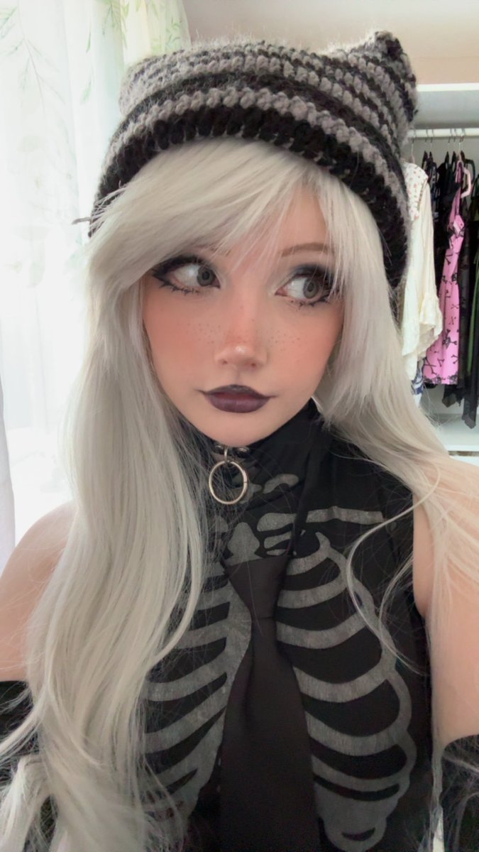 rynspam's tweet photo. was too sick to watch the minecraft movie but here’s my skeleton inspired outfit I was gonna wear https://t.co/9FDquP1zNd