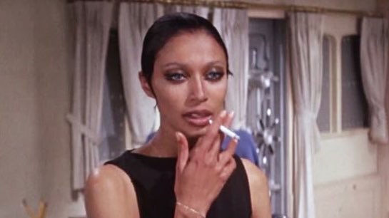 SCENTEDSIREN's tweet photo. Thread of my absolutely favourite It Girls with no explanation whatsoever https://t.co/PP6XuNvrsL