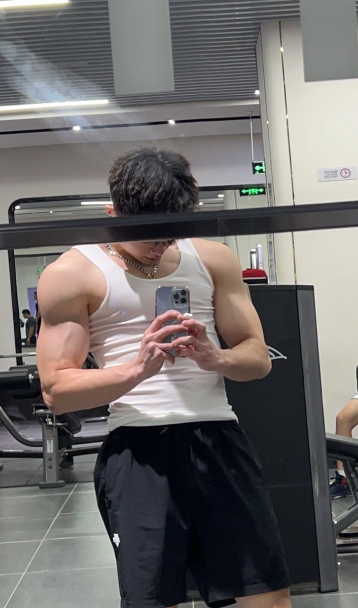 YigongDing's tweet photo. 等待5月的到来 https://t.co/oZcNjwrk8t