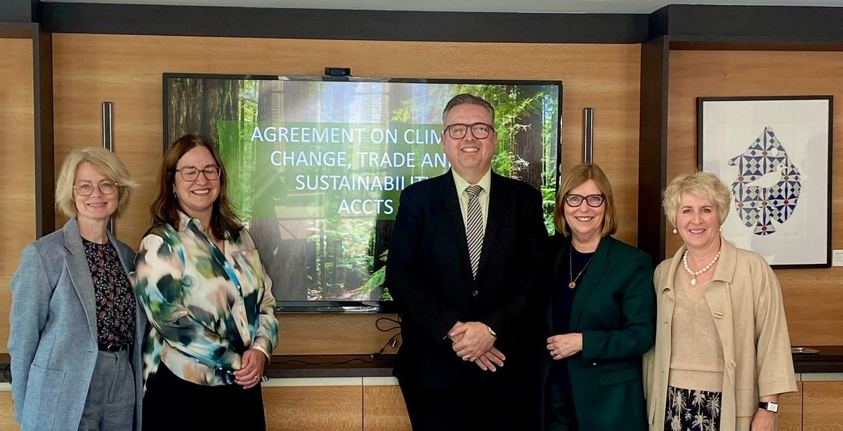 Very happy to learn more about the groundbreaking and innovative  #FTA on Climate Change, Trade, and Sustainability #ACCTS, which already includes > 350 environmentally friendly goods &amp; > 100 services  🇮🇸🇳🇿🇨🇷🇨🇭 expect it to be ratified soon and invite others to join.