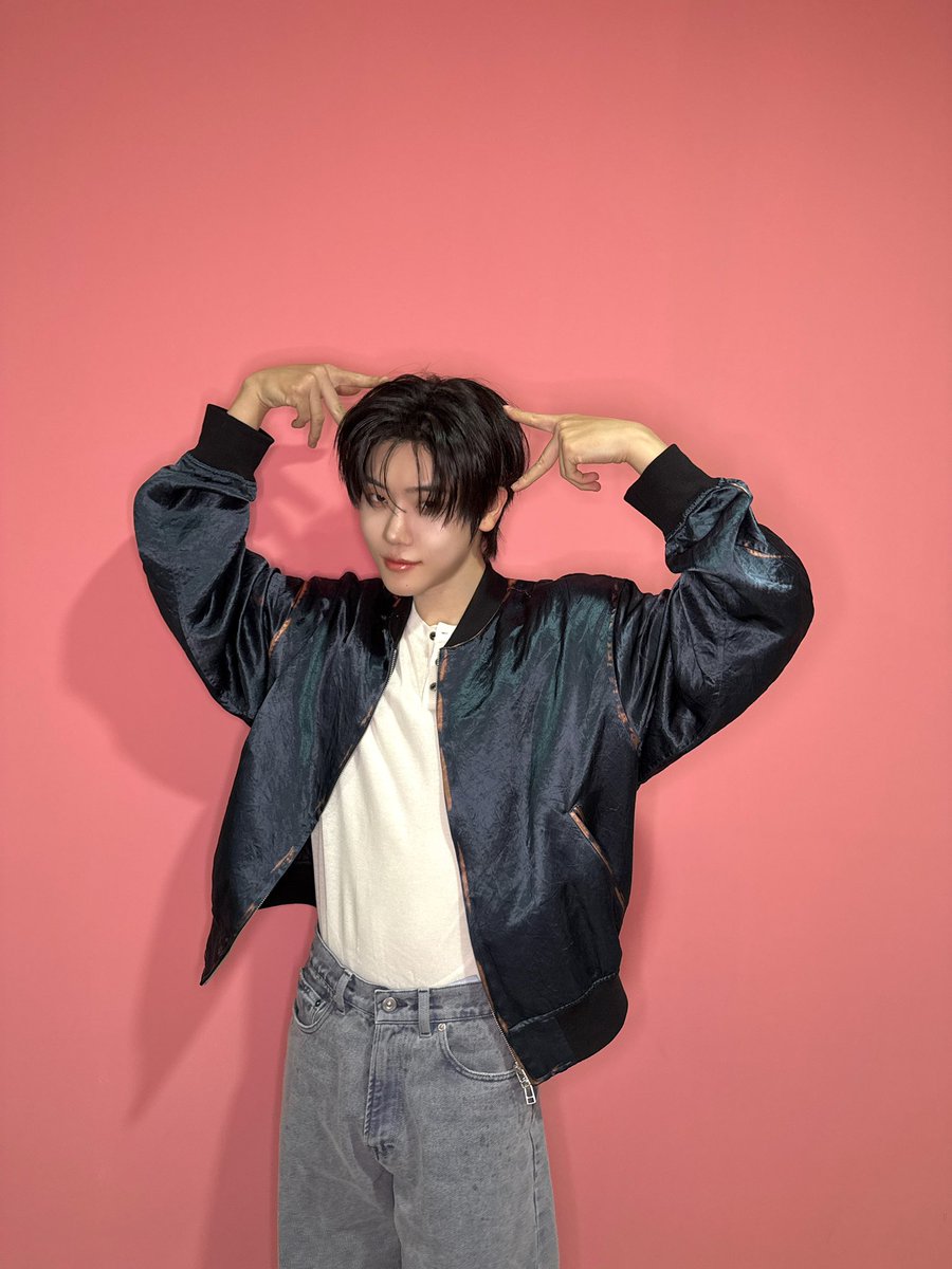 CYE_MEMBERS7's tweet photo. 클로저 첫 쇼챔 응원해줘서 고마워💜

#장여준 #JANGYEOJUN
#CLOSEYOUREYES #클로즈유어아이즈
#클유아 #CYE https://t.co/xplnFncrQk