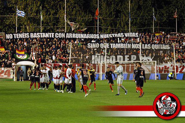 bukaneros92's tweet photo. Trece años después, Vallekas te sigue recordando. 

IÑIGO CABACAS, BETI GOGOAN https://t.co/CquatXLjr9