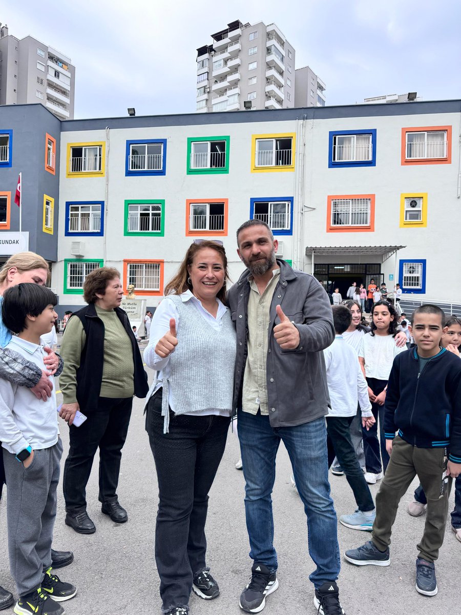 Neslihan Uçaroğlu (@neslihanucrgl) on Twitter photo Fenerbahçe'nin şampiyonluk fitili, Mersin Dr.Hakan Kundak İlkokulu'nda ateşlendi. Okul futbol turnuvasını 2 Fenerbahçeli öğretmen olarak kazandık ve şampiyon olduk.. Sıra sizde Fenerbahçe Futbol Takımı 💙💛💙💛💙💛
#Fenerbahce
<a href="/Fenerbahce/">Fenerbahçe SK</a>
<a href="/irfankahveci/">İrfan Can Kahveci</a>
<a href="/merthakanyandas/">Mert Hakan Yandaş</a> Fenerbahçe'nin şampiyonluk fitili, Mersin Dr.Hakan Kundak İlkokulu'nda ateşlendi. Okul futbol turnuvasını 2 Fenerbahçeli öğretmen olarak kazandık ve şampiyon olduk.. Sıra sizde Fenerbahçe Futbol Takımı 💙💛💙💛💙💛
#Fenerbahce
<a href="/Fenerbahce/">Fenerbahçe SK</a>
<a href="/irfankahveci/">İrfan Can Kahveci</a>
<a href="/merthakanyandas/">Mert Hakan Yandaş</a>