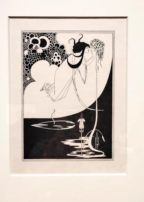 ビアズリー展、美術館の構造も面白かったし、とにかく黒と余白の使い方が上手くて勉強に…血肉になってたらいいな。(一部写写真撮影可)クリムトや浮世絵の大胆な構図を想起したりなどしたし、当たり前だが、絵が、上手い…感嘆 