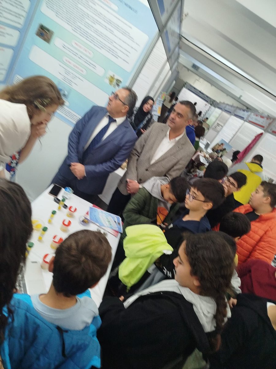 sokebilsem's tweet photo. TÜBİTAK 2204-B Ortaokul Öğrencileri araştırma projeleri yarışması İzmir bölge sergisine 26 öğrencimizle ziyaret ettik. Ardından Ege Üniversitesi Tabiat Tarihi Müzesi'ni ve Botanik bahçesine ziyarette bulunduk.
@SokeKaymakam 
@sokemem 
@Aydin_MEM https://t.co/C2AbFyTAUV