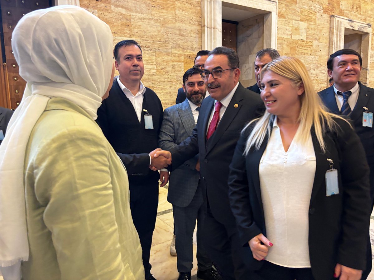 AK Parti Grup Toplantımız’da Cumhurbaşkanımızın feyz dolu konuşması sonrası, Seyhan İlçe Başkanı İbrahim Gökçedağ ve yönetim kurulu üyesi arkadaşlarımızla bir araya geldik.