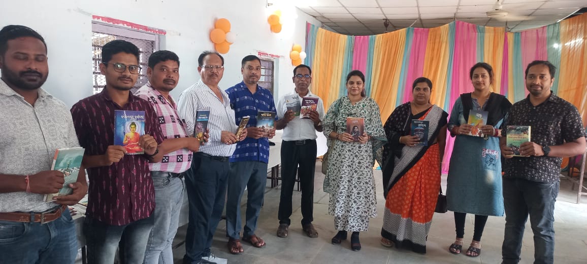 Deogarh Sub-Collector tweet media