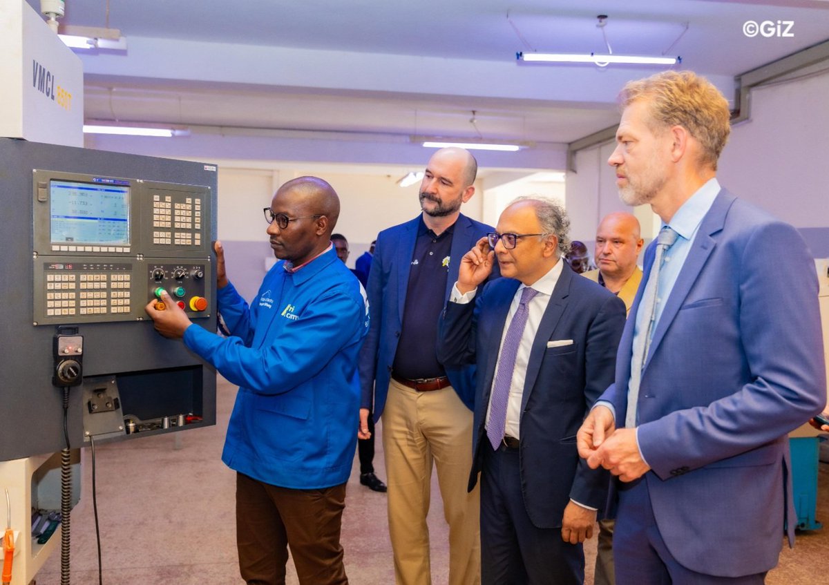 GermanyinKenya's tweet photo. #TVET is a key pillar of ๐ฉ๐ช-๐ฐ๐ช ties. @EnsingerGroup has partnered with Germany via GIZ's #DualTraining programme, to equip trainers from 20 #TVET institutions with #CNC machining skills who will train at least 500 youth to grow capacity for Kenya's manufacturing sector! https://t.co/9eLJV17HnH