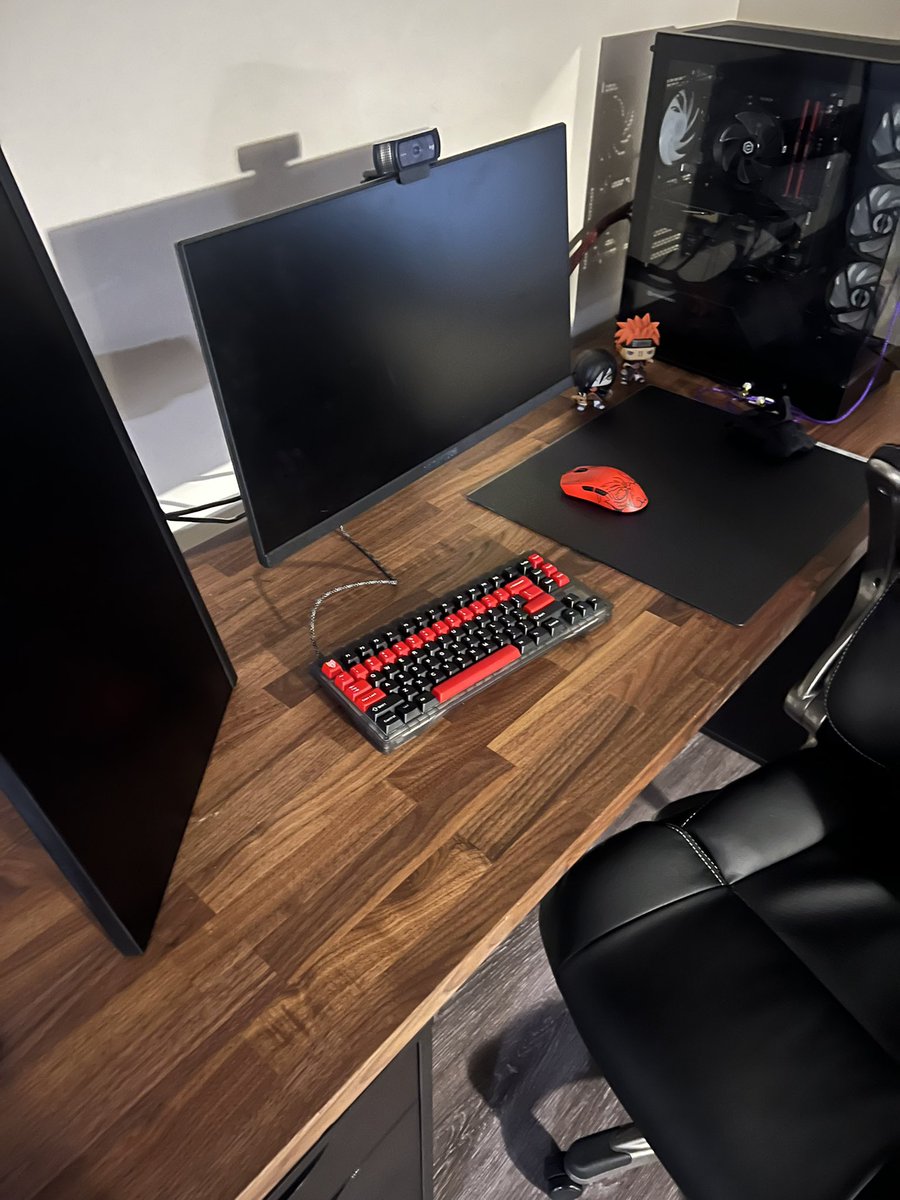 DmarFlexin's tweet image. Endgame 
#Gamesetup @PROGamingSetups
