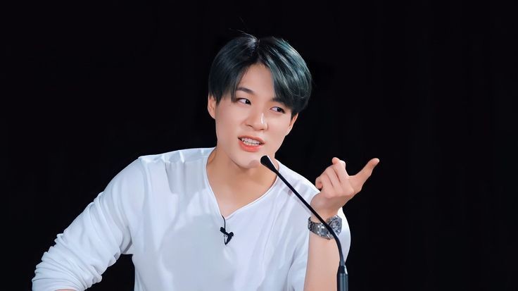Khaixx__'s tweet photo. #markno Short AU 

                     ✨Already Ten Years✨

Marco, seorang rapper ternama, dan Jericho, aktor idola, menyembunyikan cinta mereka dari dunia. Tapi satu foto yang bocor membuat mereka harus menghadapi sorotan dunia—bersama~ https://t.co/sWIUktzeU1