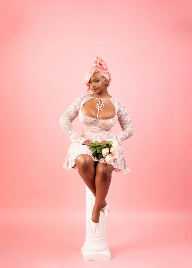 celestialmya's tweet photo. pink birthday 🎀 https://t.co/8MWWghjQDL