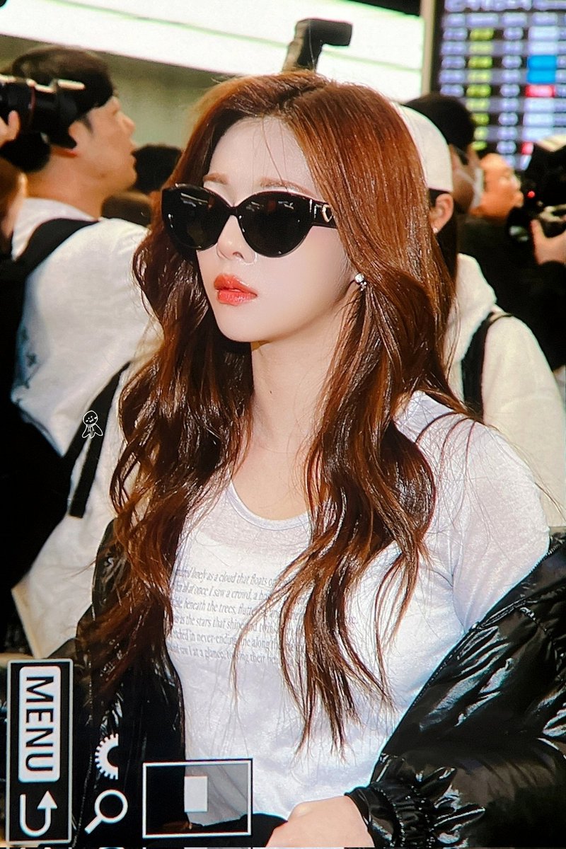 250409 🕶
#tripleS #트리플에스 #トリプルエス
#DaHyun #다현 #ダヒョン
#SeoDaHyun #서다현 #다현지존겅듀