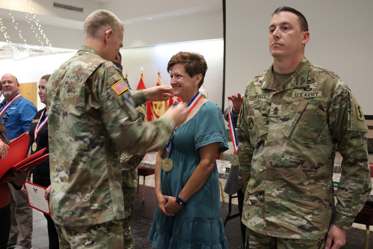 USArmyFortSill's tweet photo. Forty-three outstanding volunteers were honored with the President’s Volunteer Service Award by Col. Derek Baird and CSM Bill Pearson following the April 1 SillFACTS at the Patriot Club.
📸: https://t.co/PJXKeeoT8U
@USArmy @TRADOC
#FortSill #PVSA https://t.co/BWkp7L9g0l