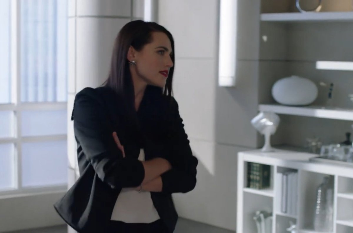 beautyghost97's tweet photo. Katie McGrath. 

Lena Luthor // Jen (no-last-name?)
2016 // 2024 https://t.co/SWsXhDA1TU