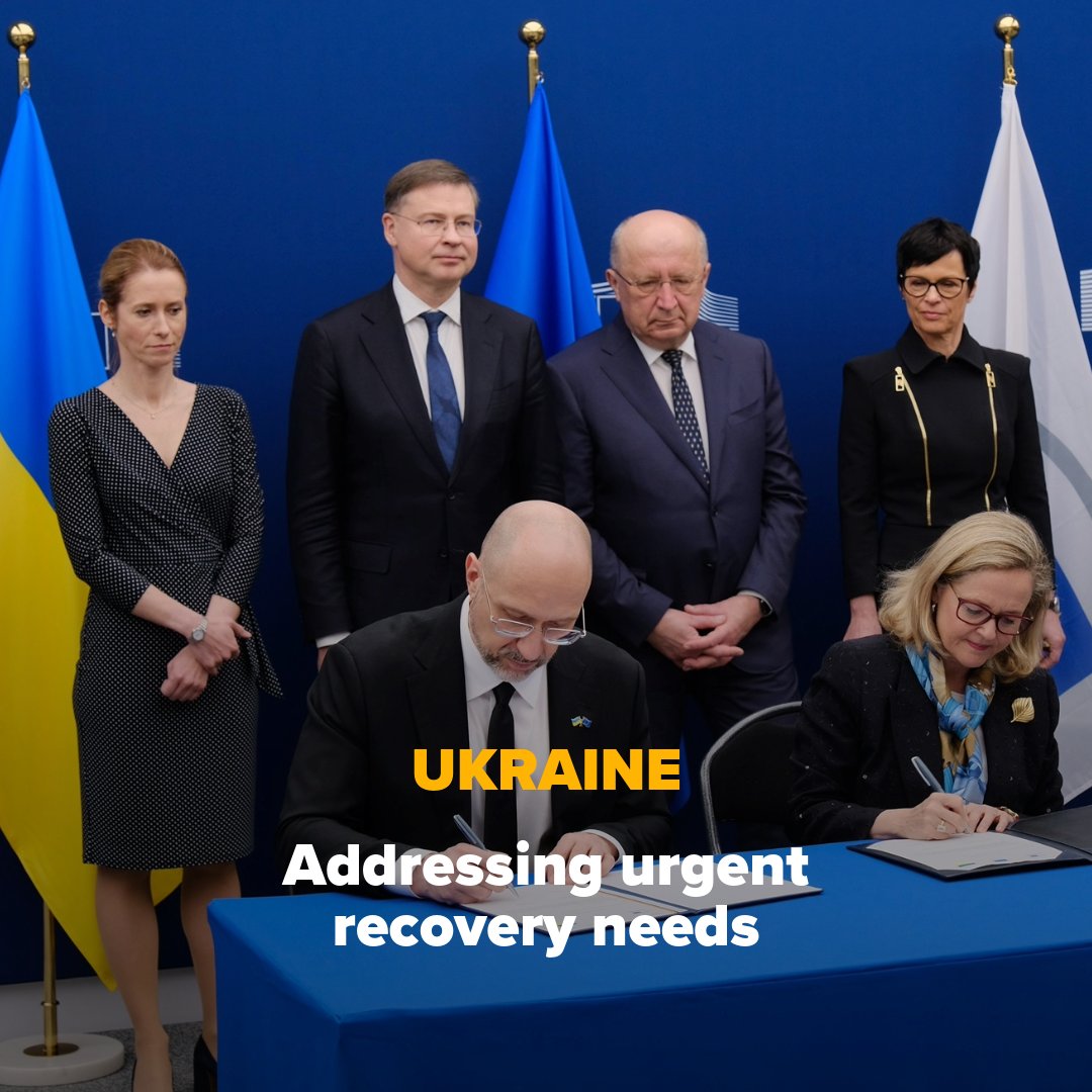 European Investment Bank (@eib) on Twitter photo 🔴Live from Brussels
🇺🇦🇪🇺 We just signed 3 new projects to restore vital services in Ukraine.
Under the EU's Ukraine Facility, this €300m financing supports the reconstruction of:
🚰water facilities
⚡️district heating
🏢municipal infrastructure
bit.ly/Ukraine300M 🔴Live from Brussels
🇺🇦🇪🇺 We just signed 3 new projects to restore vital services in Ukraine.
Under the EU's Ukraine Facility, this €300m financing supports the reconstruction of:
🚰water facilities
⚡️district heating
🏢municipal infrastructure
bit.ly/Ukraine300M