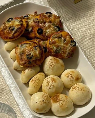 Vikramsingh678's tweet photo. "Had a fantastic family dinner today delicious food, great company, and unforgettable moments 🍽 #FamilyDinner #GoodTimes #CherishedMoments" https://t.co/duPKwmuU5W