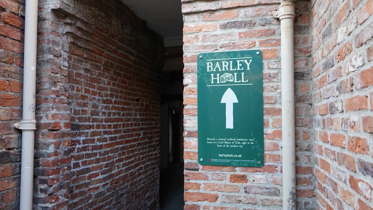 BarleyHallYork's tweet photo. Discover York's hidden medieval townhouse! ✨
Book your visit ➡️ https://t.co/AkwOgYy7VJ
#History #Medieval #York #Musem https://t.co/hehs7051F2