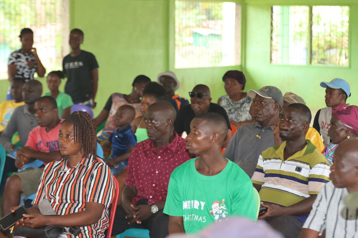 FAOLiberia's tweet photo. #FAO and #UNDP organized a joint mission to project funded by #SIDA, titled “Community-Based Forestry and Protected Area Management #CBFM The #Swedish_Embassy visits the Salayea Authorized Forest Community with EU delegates #France #Ireland and #Germany, along with #FDA https://t.co/SyJxrhqc7J