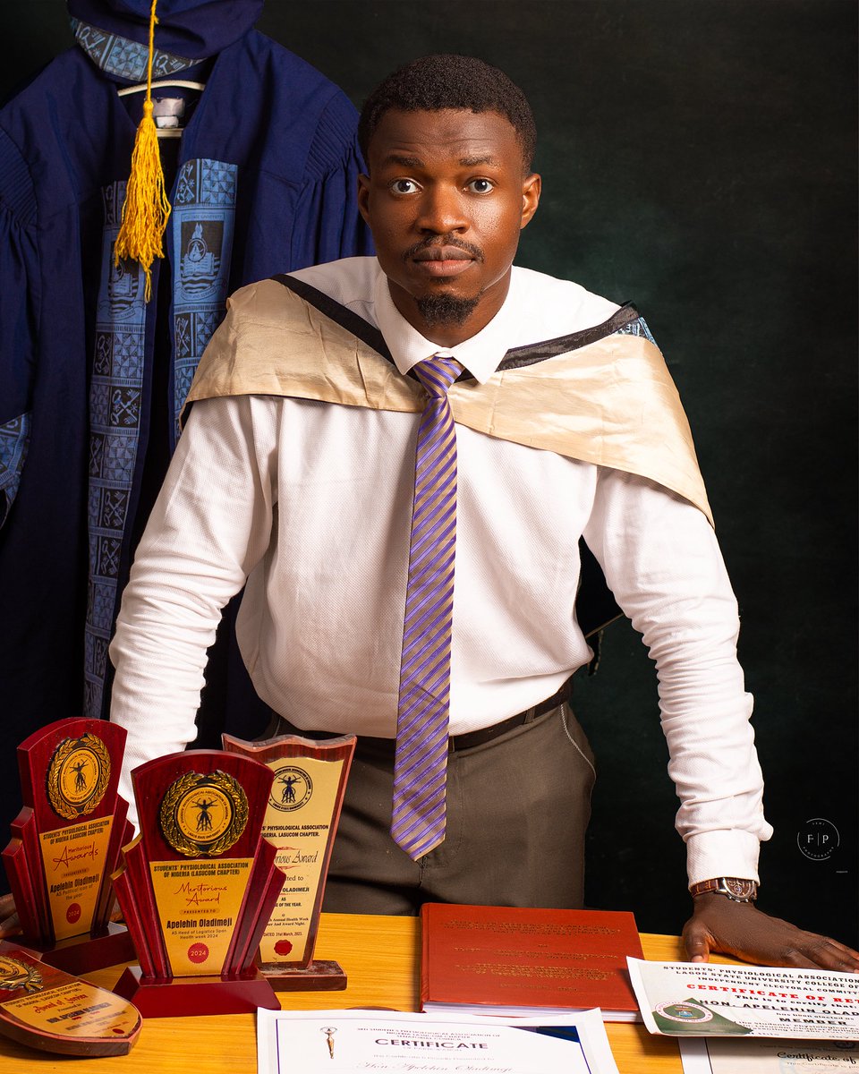 manuez23's tweet photo. Reintroducing 
Oladimeji E. Apelehin 
Bsc. Physiology  (Hons)
It has been an amazing journey, just like yesterday.
All thanks to @LASUOfficial  @lasucomofficial @span_lasucom https://t.co/qAb4vPs5CK