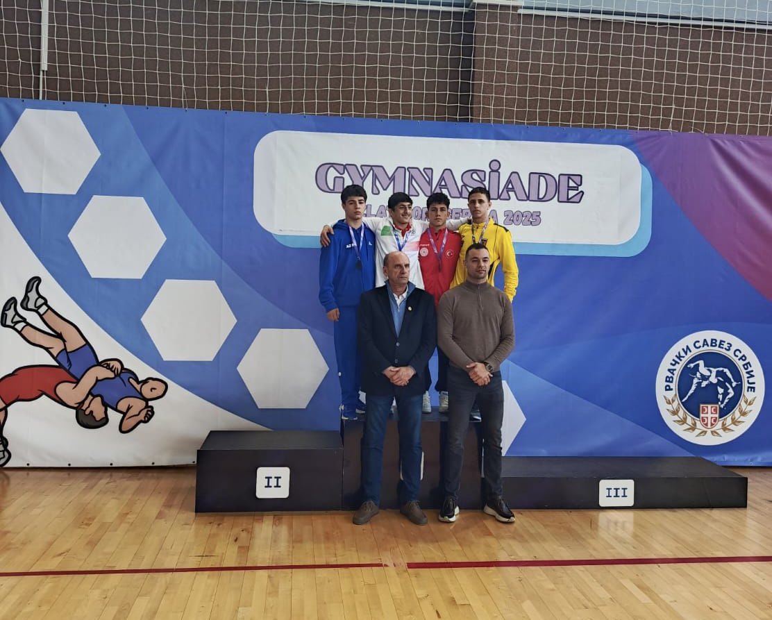 avadursun's tweet photo. SULTANGAZİ BSK’DAN DÜNYA 3.’LÜĞÜ 💯🏆

ISF Dünya Okullar Arası Serbest Güreş Şampiyonası 62 kg’da mücadele ederek bronz madalya almaya hak kazanan Belediye Spor Kulübü Sporcumuz Arif Bulut’u ve teknik ekibimizi tebrik ediyor, başarılarının devamını diliyorum 👏🏻🏆🇹🇷 https://t.co/orrmO1axFh