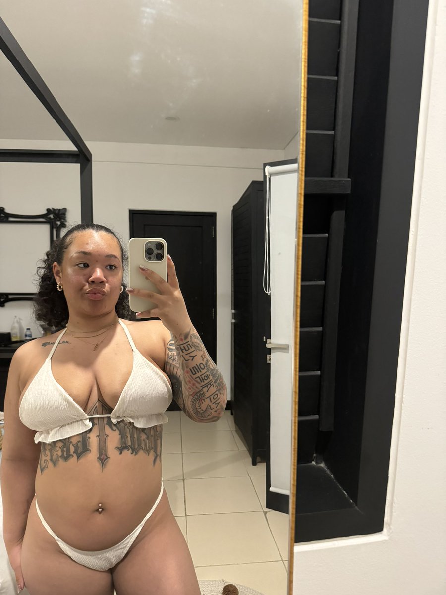 Anita🇧🇿 tweet media