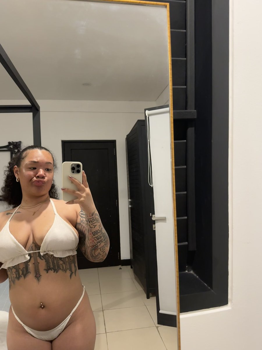 Anita🇧🇿 tweet media