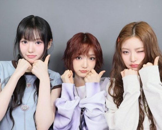 잠만.... 이거 손으로 공육 하고있는거라고??? 아ㅈㅉ하지마 아하지맠ㅋㅋㅋㅋㅋㅋㅋ
아너무킹랑스러워제발