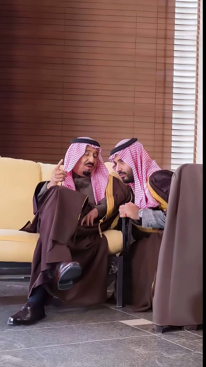 saudipopular's tweet photo. وانا فارس وابن فارس ومن ساس الوفاء والجود
على كل اتجاه ارجّع التاريخ وافره 🤍🇸🇦 https://t.co/yGEPNLTpKf