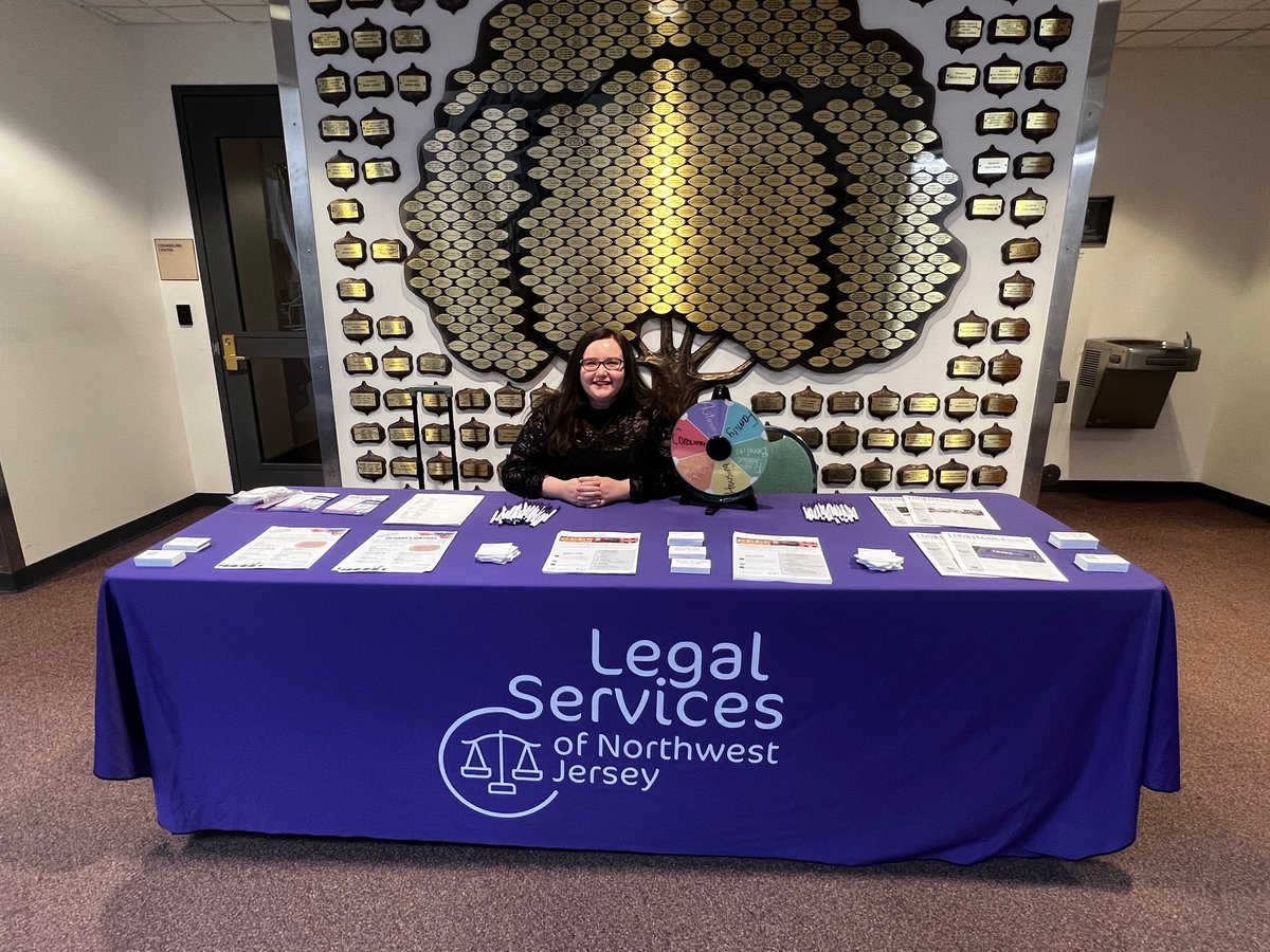 JoeDanielsen17's tweet photo. The doors are open!
If you need help making your tomorrow better today, please stop by and meet with legal professionals. #expungement #cleanslate #njld17 #alwaysatyourservice https://t.co/oTw1OrFHLo