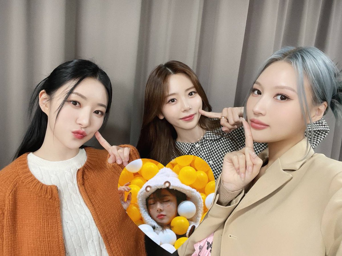 jiu__rabbit's tweet photo. 森尼亞們不要擔心~~ 已經和好了☺️ https://t.co/lyPYJ6OVDA