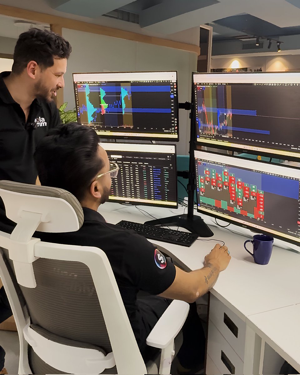 HolaPrimeGlobal's tweet image. Focus. Collaboration. Execution.
When the setup is right, everything else aligns.
Hola Prime traders' mindset - follow strategy that brings consistency!
#HolaPrime #WorkInFlow #BuiltDifferent