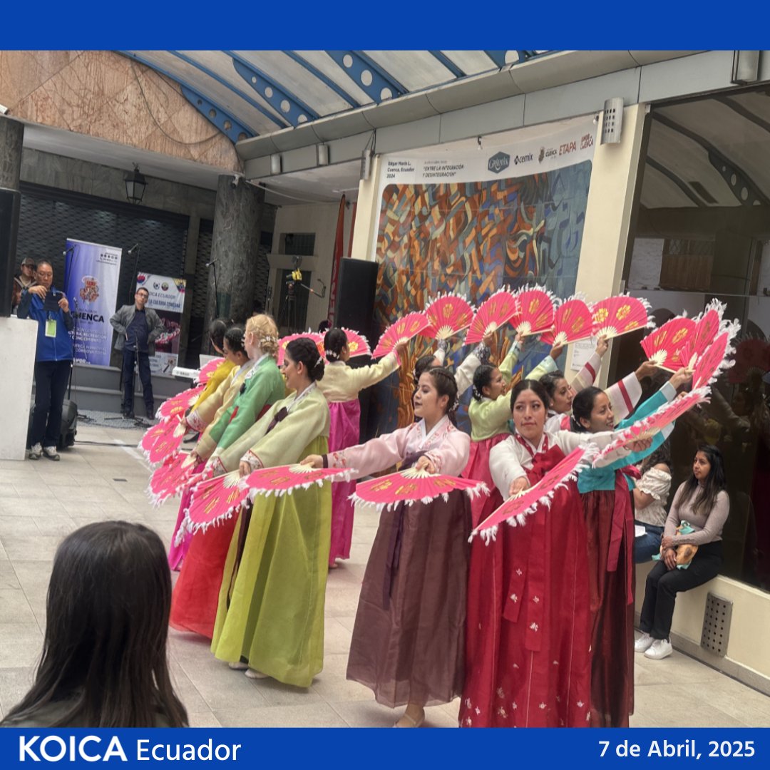 El 7 y 8 de abril en Cuenca, compartimos con voluntarios  de KOICA sobre la cultura coreana con actividades como escribir nombres en coreano, jugar al gonggi (juego tradicional coreano) y hacer origami de hanbok.  Pudimos intercambiar culturas y conectar corazón a corazón 💙