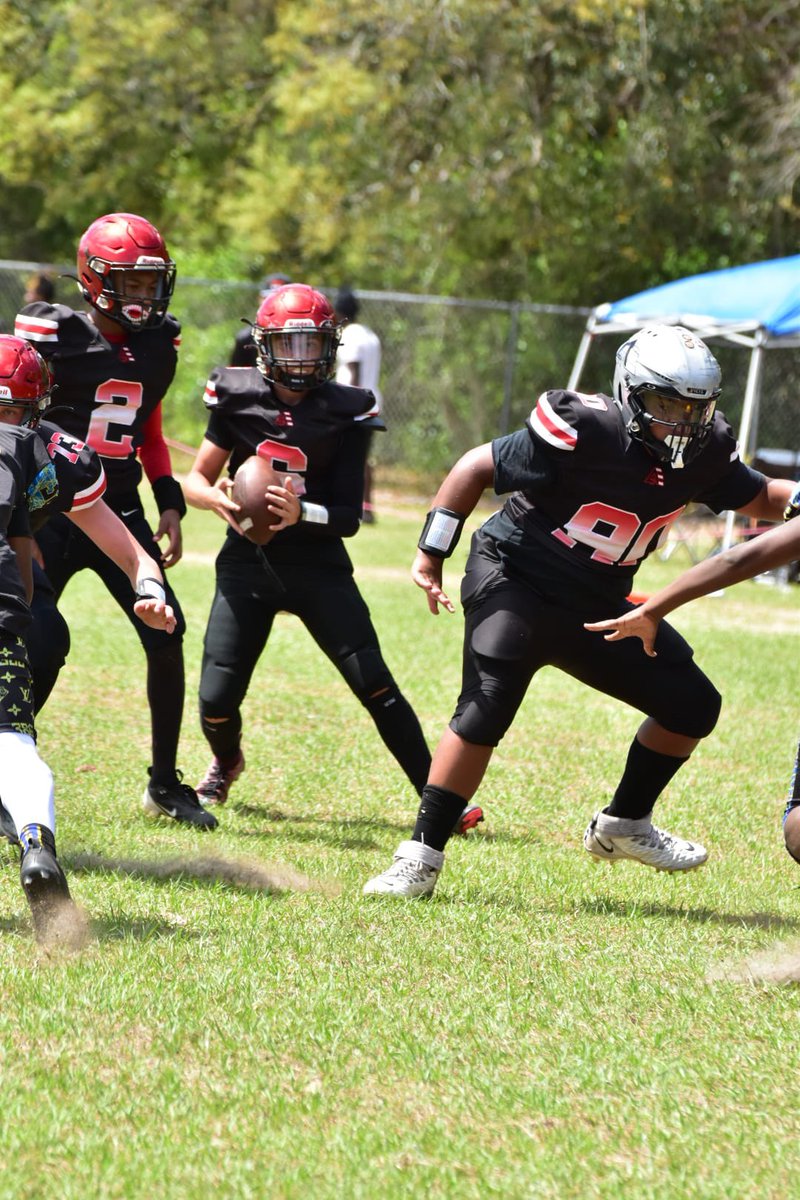 On the job.

#ChuChu #Oline #ApexElite #QB1Protection