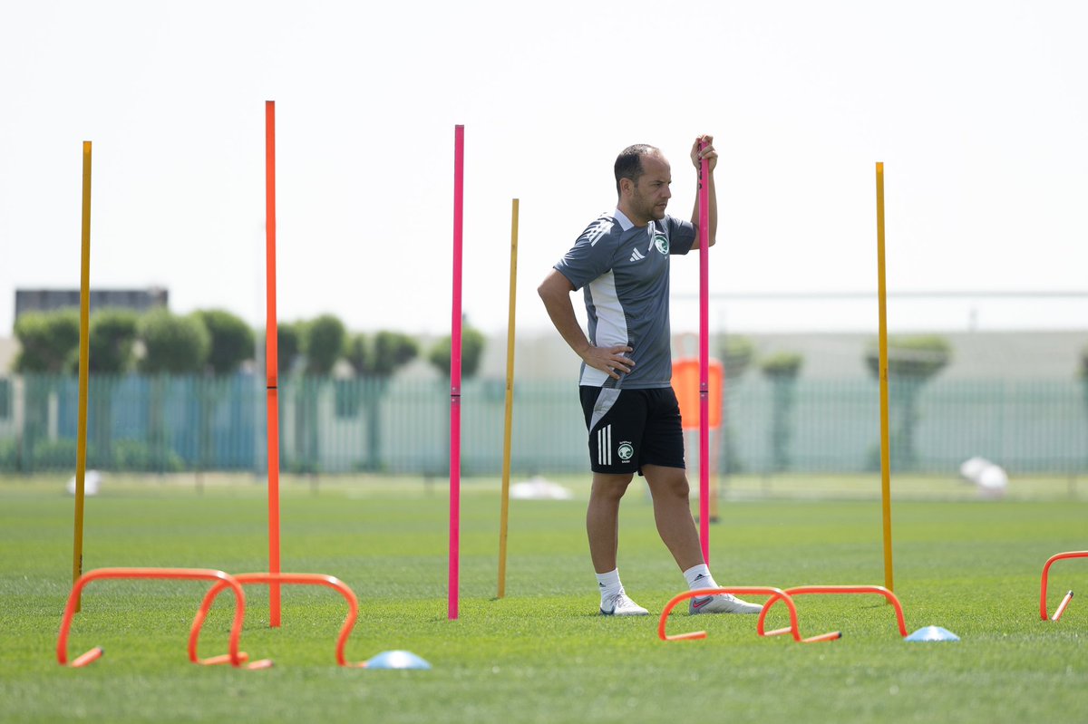Llcortes14's tweet photo. An intense week of hard work, learning, and growth in Khobar.
The matches confirmed we’re on the right path💪 The progress is clear, but we know there’s more work ahead to arrive at our strongest for the June #AFCQualifiers.
This is just the beginning😏
 @saff_wfd https://t.co/NCSgLuPpIa