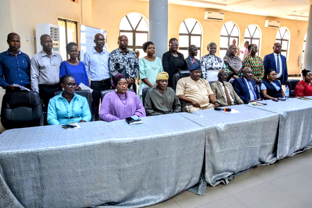 Lagos State Universal Basic Education Board (LASUBEB) on Tuesday, 8th April 2025, partnered with the Independent Corrupt Practices and Other Related Offences Commission (ICPC) to inaugurate the Anti-Corruption and Transparency Unit (ACTU) within the Board.
#lasg
#icpc