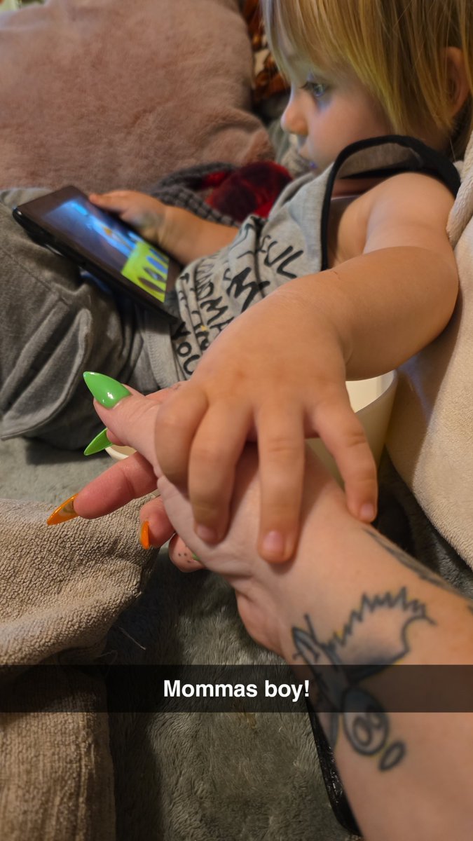 SouthernMess💋 tweet media