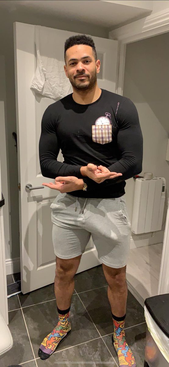 Say hello to my massive friend 😈