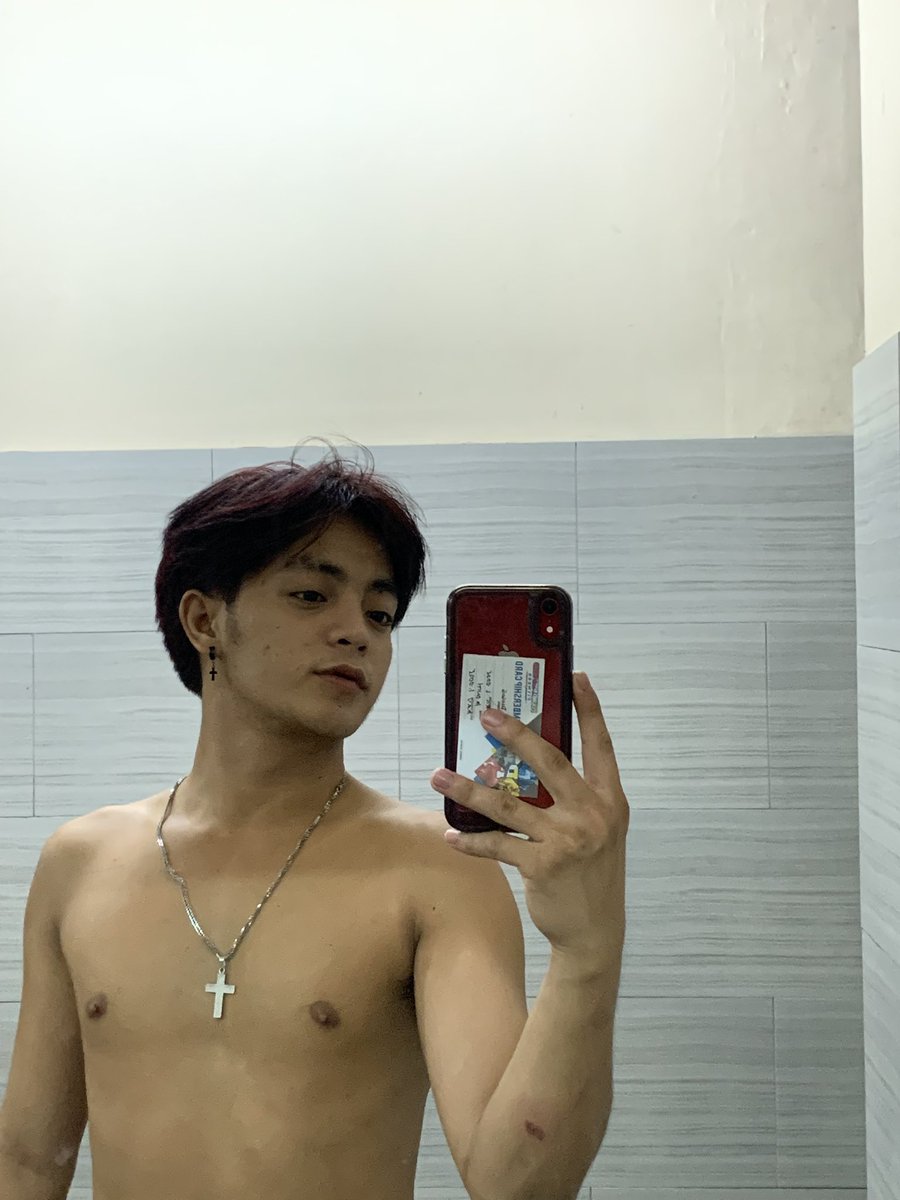 iamsuperking31's tweet photo. Iba talaga pag-NCII trained ang therapist, tlgang ramdam mo ang kakaibang hagod na para tlga sa masakit na katawan. Plus this time may added touch of sensuality. Hay ginalingan din ni @JayVilladar, onti nlang iuuwi na kita, eme. Will be back here at @apros_spa https://t.co/1kQRIa0GGw