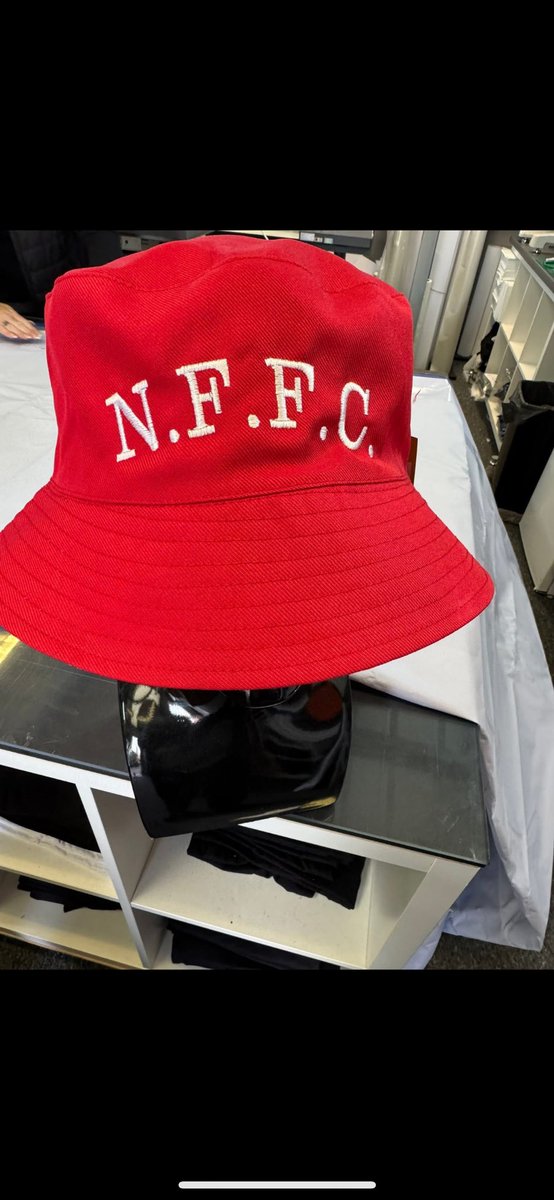eddyedwards80's tweet photo. Get your hats ready for Wembley let’s paint Wembley RED #NottinghamForest #nottingham #wemberley
#redarmy #forestfans #nffc https://t.co/Z0T47JUQdm