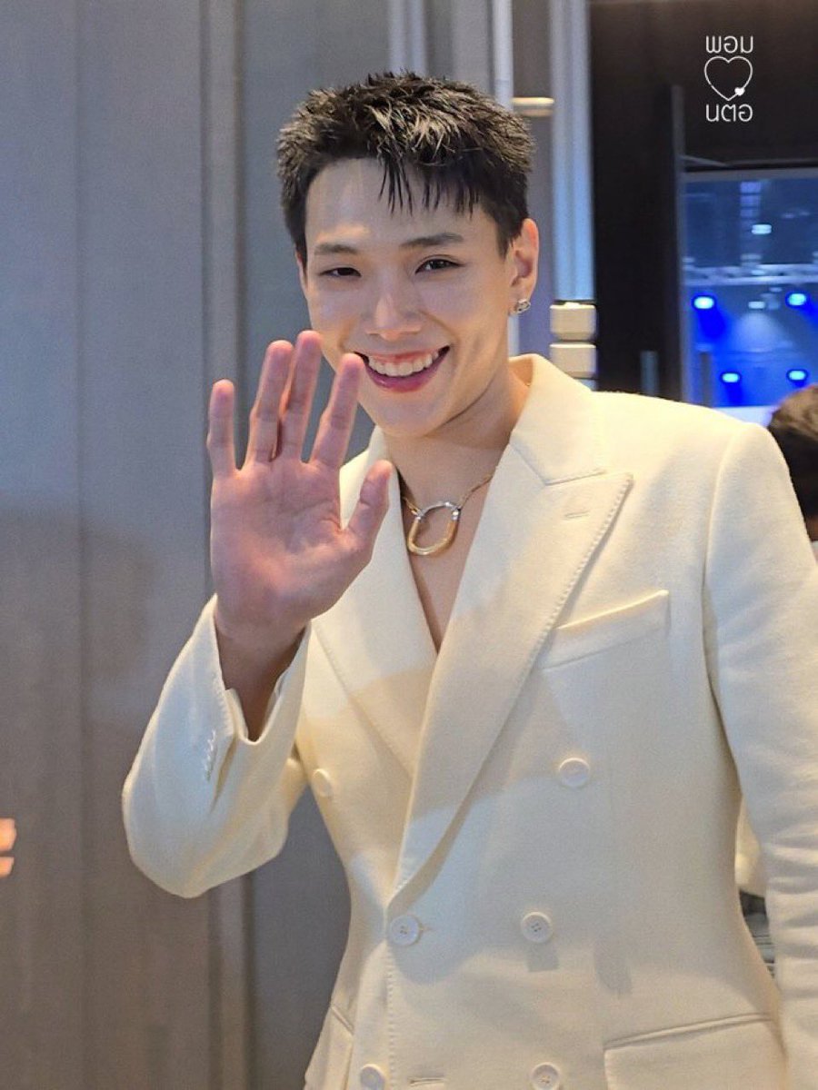 @notwongravee <a href="/ofCampfire/">CINTA BUCIL SELAMANYA💖</a> <a href="/SubCampfire/">Tenda Impian</a> ᅠᅠᅠᅠ 
Wylder tersenyum, ada sedih dihatinya malam ini karna dia tau malam ini adalah malam perpisahan. “Sekian dari saya Wylder Yi, dan Terimakasi banyak untuk partner ganteng saya Nathan. SELAMAT MALAM SEMUANYA!” 
@notwongravee 
ᅠᅠᅠᅠ