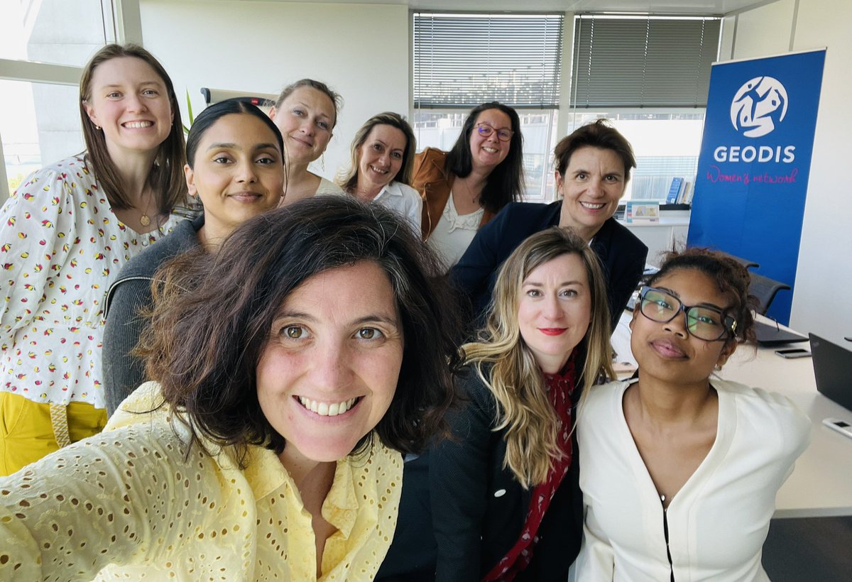 Opportunité d’Alternance 
Si tu as envie de faire partie d’une équipe où pour chacun le métier fait sens, où il fait bon vivre au bureau pour travailler sur la marque employeur du Groupe.
￼👉injob.geodis.com/offre-de-emplo…

 #recrutement #alternance #communication