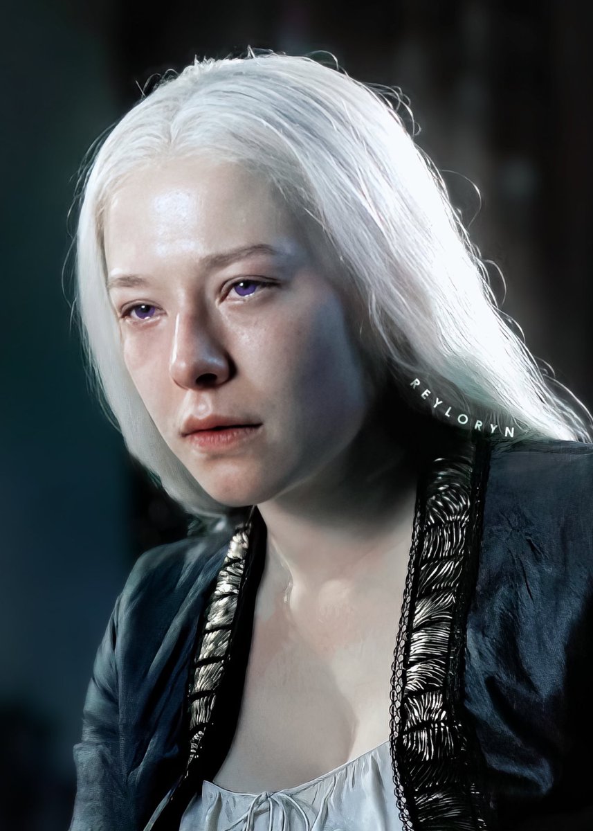 𝙇 𝙞 𝙯 (@reyloryn) on Twitter photo 