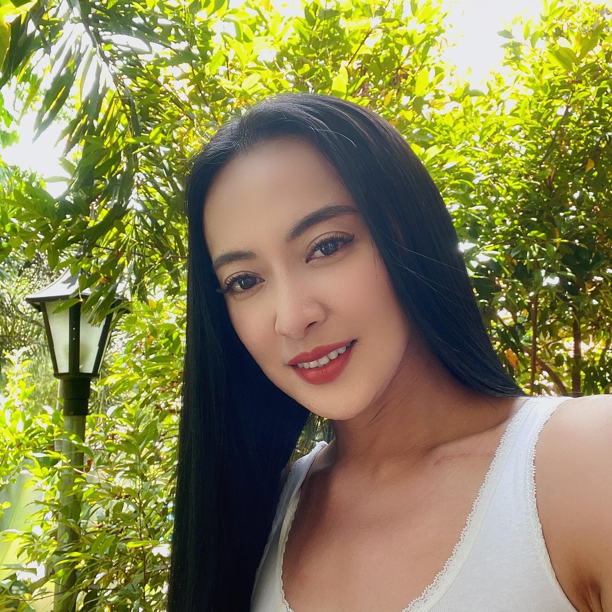 thecitypostph's tweet image. Mocha Uson takes down “sexually suggestive” election campaign materials

READ MORE: thecitypost.net/mocha-uson-tak…

#thecitypost
#MochaUson
#COMELEC
#GeraldineRoman