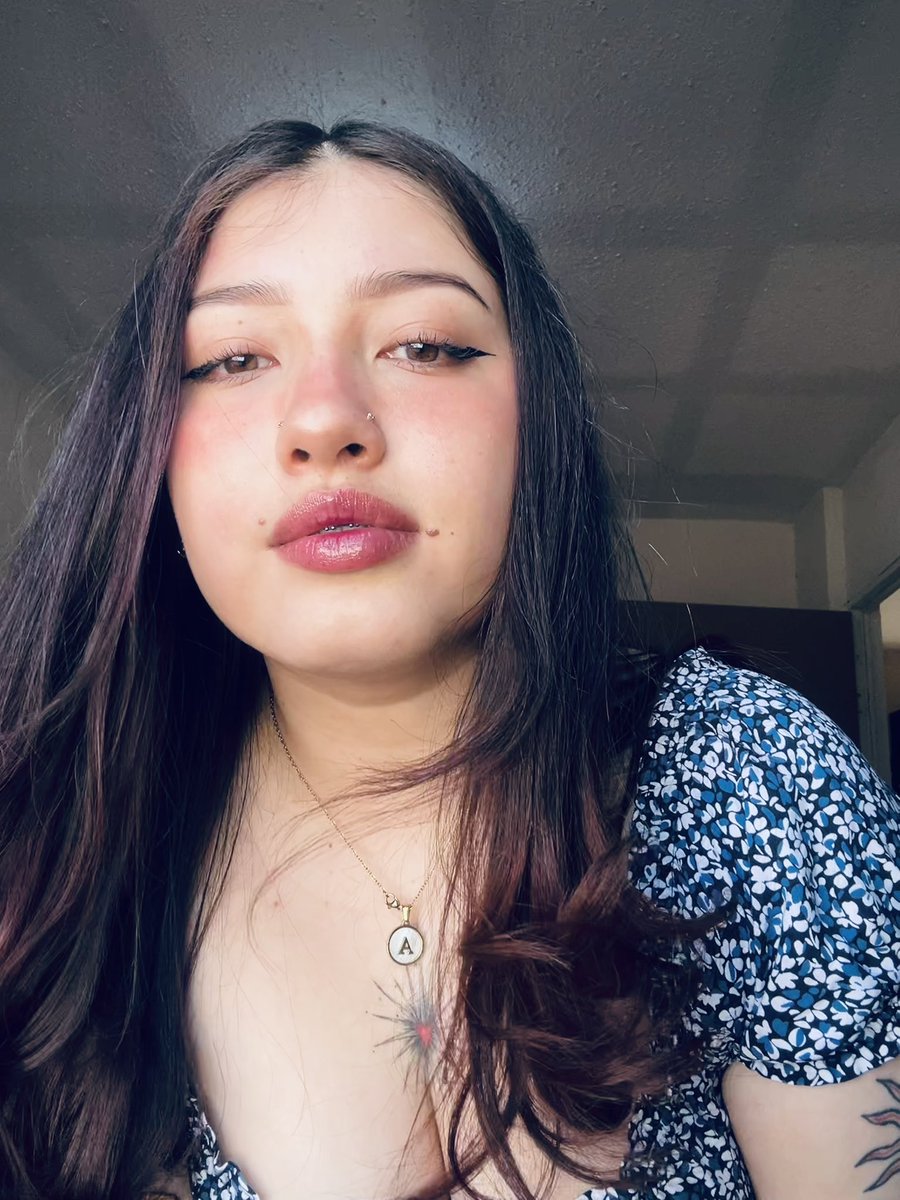brrrillanna's tweet photo. 🫐🖌️ https://t.co/rjXZGUIZ3h