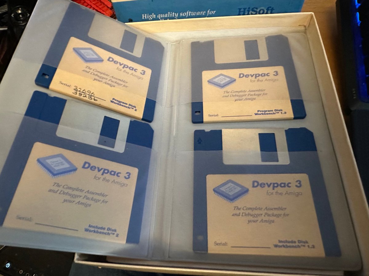 mdf200's tweet photo. Woohoo!! Finally got hold of a boxed Devpac3!
#Amiga #Devpac https://t.co/hHpB2wHO6r